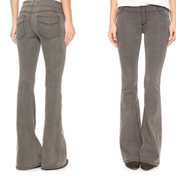 Free People Denim - 🖤Free People Charcoal Gray Flared Jeans with Elastic Waist - Size 27